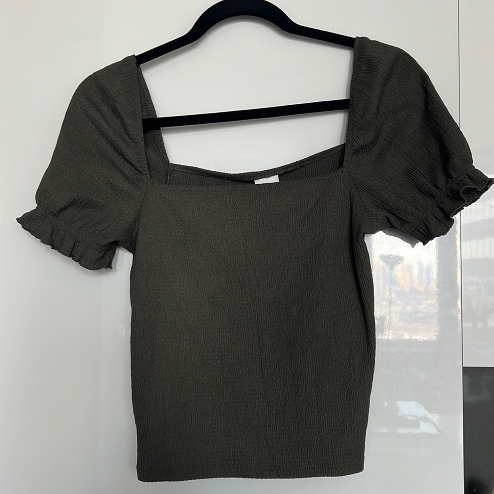 H&M Green off shoulder top